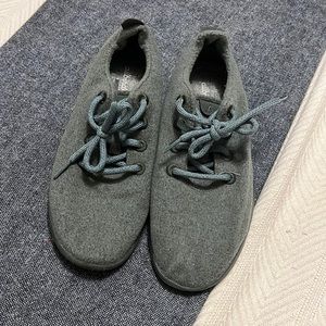 ALL BIRDS Green Tree Runner Sneakers